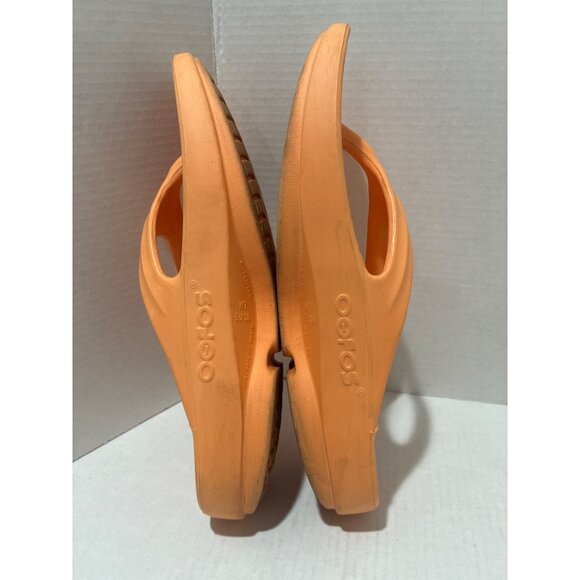 OOFOS Womens Oolala Sandal Glow orange size 7 Thong flip flops - Picture 3 of 7